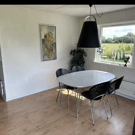 Dejlig 150m Fra Privat Dom wakacyjny