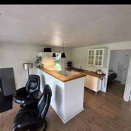 Dom wakacyjny Dejlig 150m Fra Privat